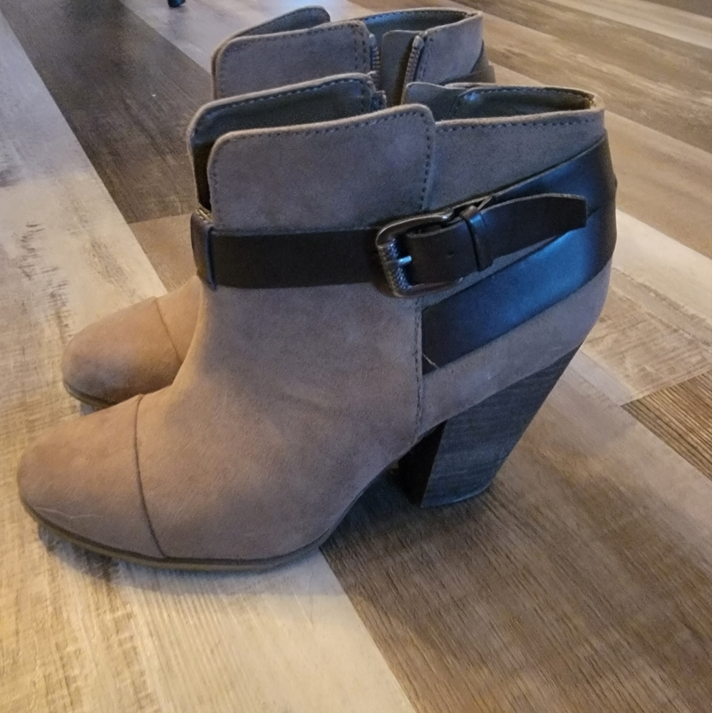 Womens boots
